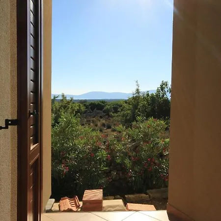 With Parking Space Punta Kriza, Cres - 8082 Punta Križa