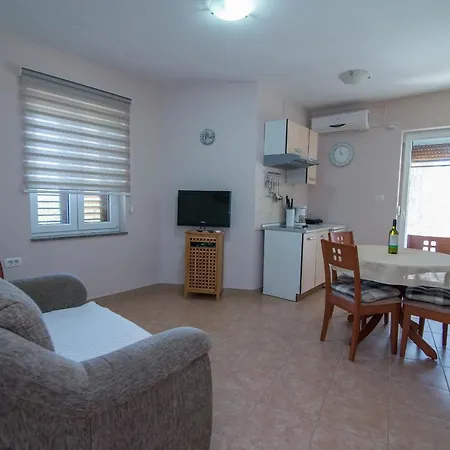 With A Parking Space Punta Kriza, Cres - 8082 Apartment Punta Kriza