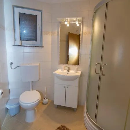 Apartament With Parking Space Punta Kriza, Cres - 8082